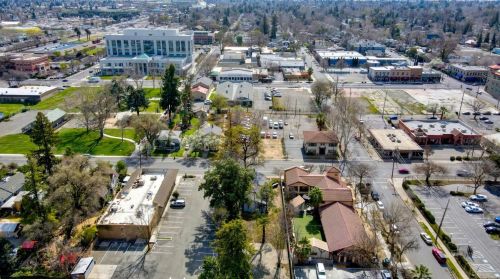 913 Court St, Woodland CA  95695-3520 exterior