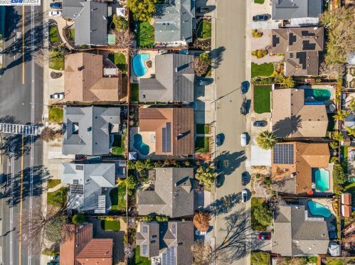 1455 Hudson Way, Livermore CA  94550-5550 exterior