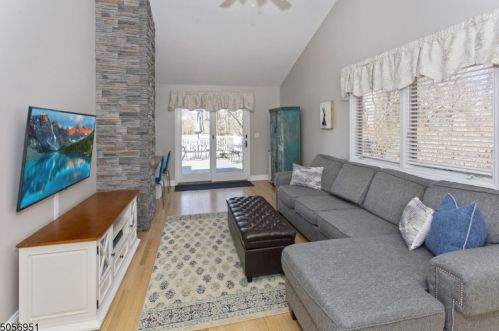 9 Corwin St, Dover NJ  07869-3431 exterior