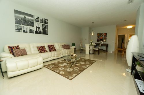3153 Sun Lake Ct, Kissimmee, FL 34747-8233