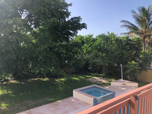 3504 1st St, Boynton Beach FL  33435-8609 exterior