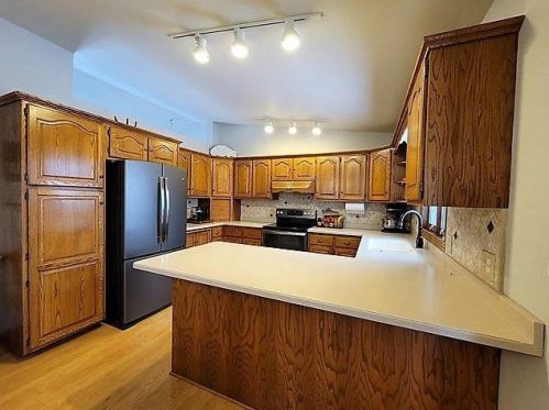 1034 Chapel St, Marshfield, WI 54449-1273
