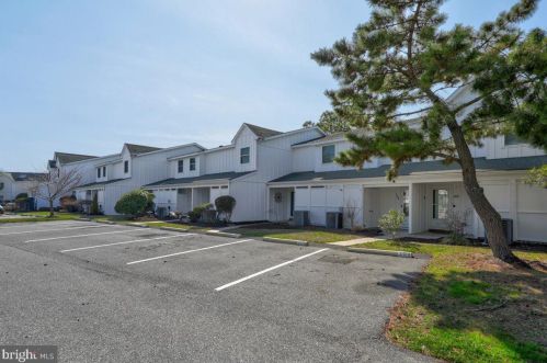 38445 Cardinal Ln, Selbyville DE  19975-4642 exterior