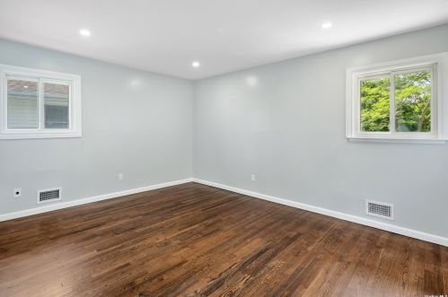 2512 April Ln, North Bellmore NY  11710-5113 exterior