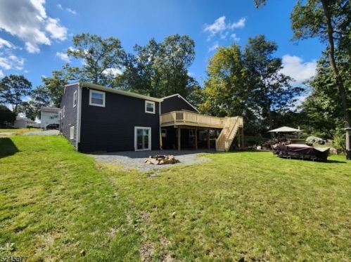 55 Wildwood Shores Dr, Hopatcong NJ  07843-1935 exterior