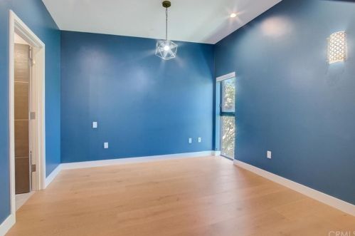 4809 Carpenter Ave, North Hollywood CA  91607-3204 exterior