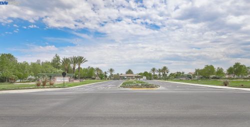 6942 New Melones Cir, Discovery Bay CA  94505-2636 exterior