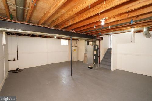 150 Independence Dr, Yardley PA 19067-4910 exterior