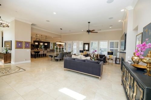 10709 Goldsborough Cir, Valley Home CA  95361-7648 exterior