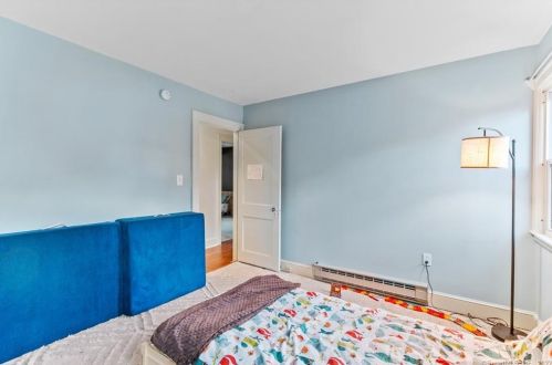 24 Clover St, Middletown CT  06457-5219 exterior