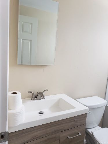 1680 Tartar Ln, Compton CA 90221-5316 exterior