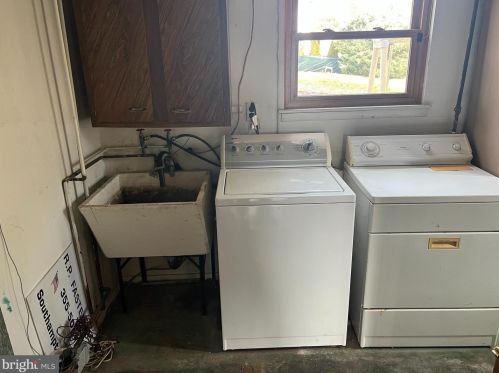 375 Maple Ave, Southampton PA  18966-3563 exterior