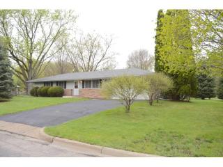 10630 Vessey Rd, Minneapolis, MN 55437-2765