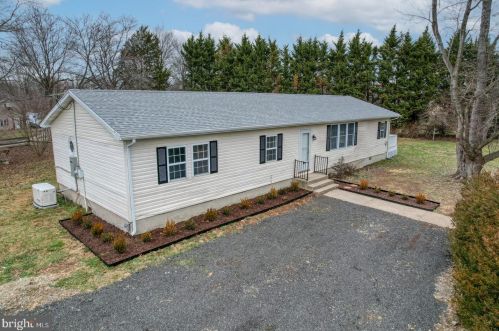 637 Oak Hill School Rd, Blackbird DE  19734-9211 exterior