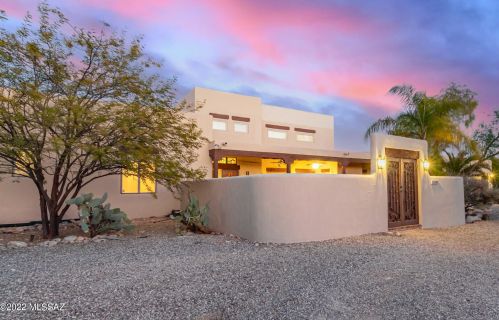 6300 Camino De Michael, Tucson, AZ 85718-2739