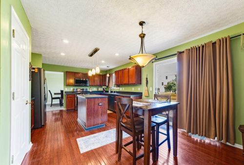 1337 Harold Stewart Pkwy, Pataskala OH  43062-7595 exterior