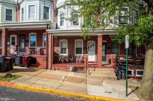 1319 Oak St, Wilmington, DE 19805-4340