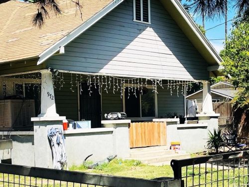 972 Sierra Way, San Bernardino, CA 92410-3634