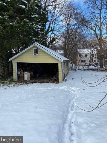 410 Tulpehocken Ave, Melrose Park PA 19027-1641 exterior