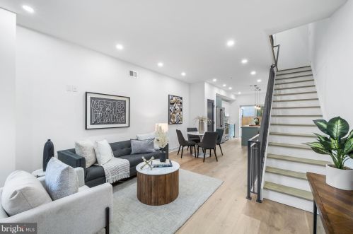 734 Dudley St, Philadelphia PA 19148-2340 exterior