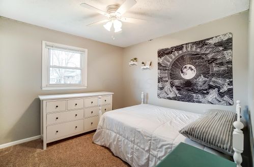 5174 Washington Waterloo Rd, Washington Ch OH  43160-8719 exterior