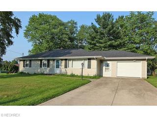 3512 Matthes Ave, Sandusky, OH 44870-6911