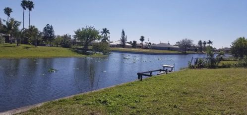 405 11 Pl, Cape Coral FL  33909-2122 exterior