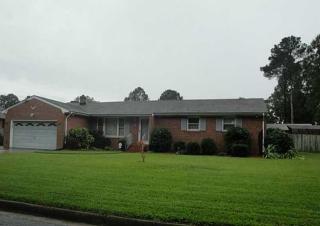 520 Summit Ridge Dr, Chesapeake, VA 23322-3528
