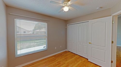 3738 Golden Eagle Dr, Land O Lakes FL  34639-9542 exterior