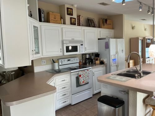 7821 Meadowlark Ln, Fort Pierce, FL 34952-3137