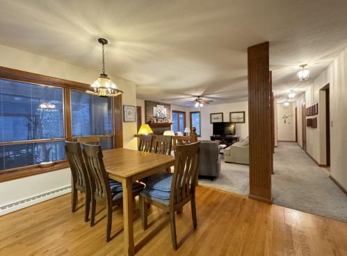 1 Cedar Pt, Newport KY  41076-1743 exterior