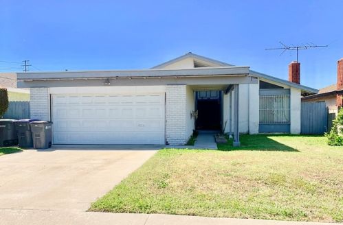 1522 Abri St, Long Beach, CA 90745-2410