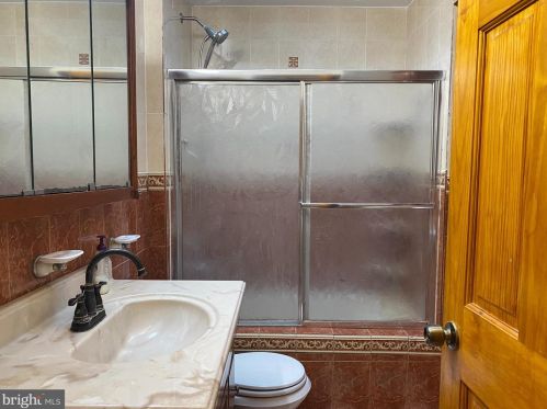 113 Chew Ave, Philadelphia PA 19120-2356 exterior