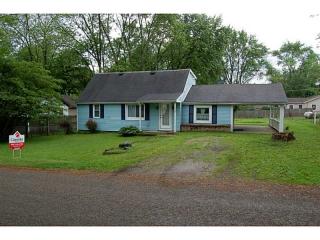 7529 Green Meadows Est, Fairland, IN 46126-9725