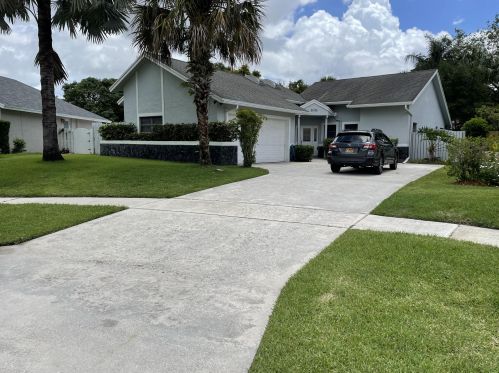 21575 Kapok Cir, Boca Raton, FL 33433-3718
