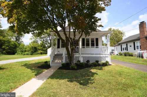 1019 Riverside Dr, Pottstown, PA 19465-7062