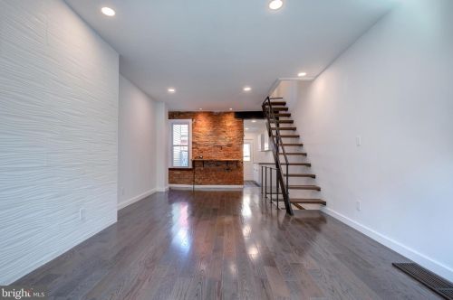 121 Mercy St, Philadelphia PA  19148-2613 exterior