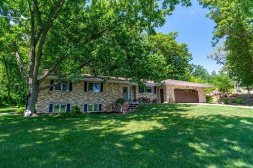 3221 County Road P, Mount Horeb, WI 53572-1517