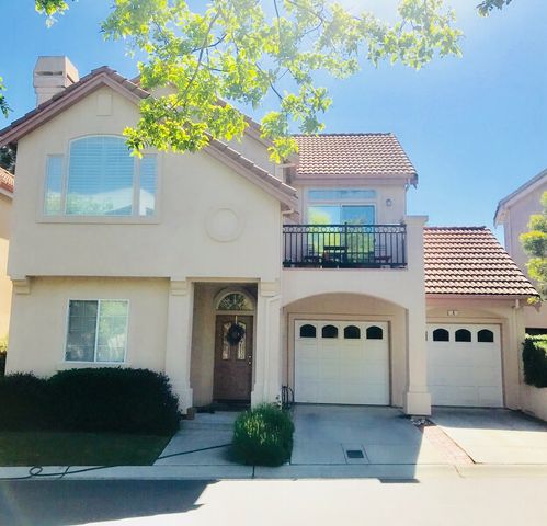 4 Arroyo View Cir, Belmont, CA 94002-3184