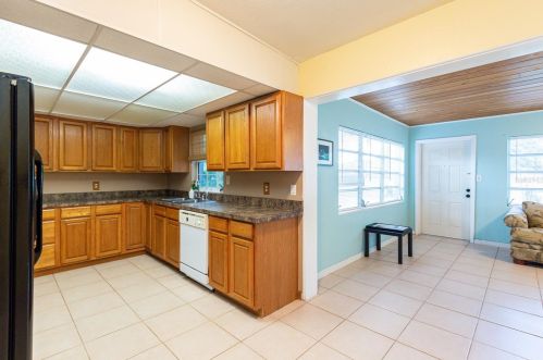 2530 Pershing Ave, Orlando, FL 32806-7358