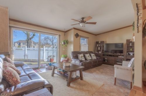 301 West Ln, Clark NJ  07066-1631 exterior