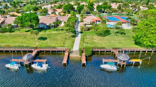 23271 Water Cir, Boca Raton FL  33486-8536 exterior