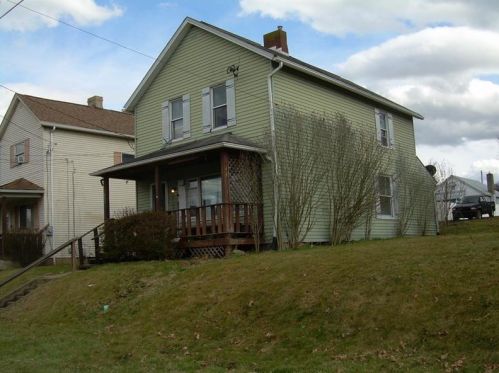 122 Westmoreland Ave, Avonmore, PA 15618-9764
