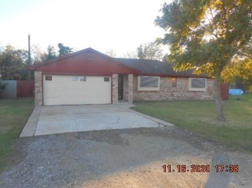 1225 Oak Dr, Hitchcock, TX 77563-3027