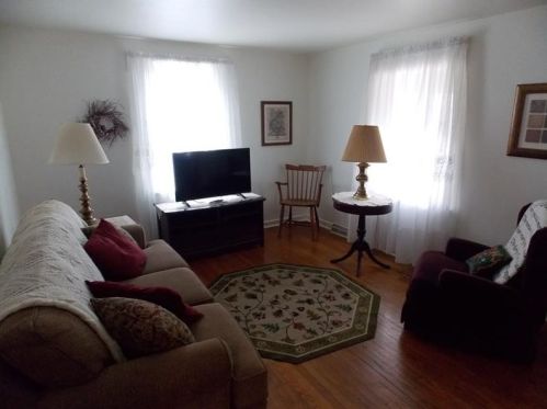 140 Liberty Ave, New Kensington, PA 15068-2122