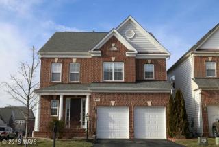 8101 Gilroy Dr, Lorton VA  22079-2937 exterior