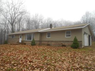 417 Summit Dr, Windber, PA 15963-7732