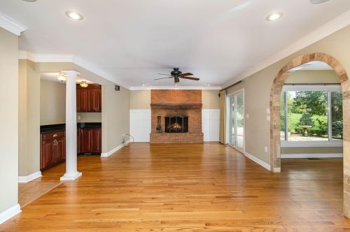 817 Rosewood Dr, Covington KY 41017-1385 exterior