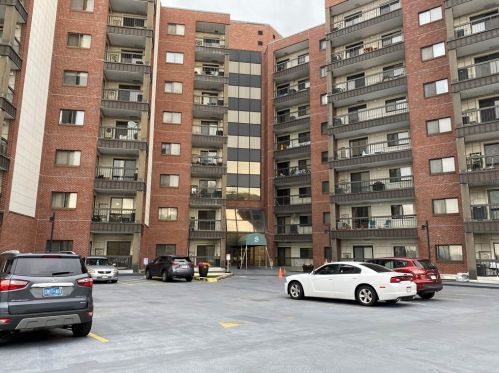 90 Quincy Shore Dr, Quincy MA  02171-2900 exterior