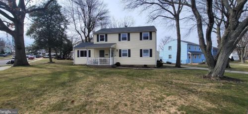 3257 Browning Rd, Camden, NJ 08109-2123